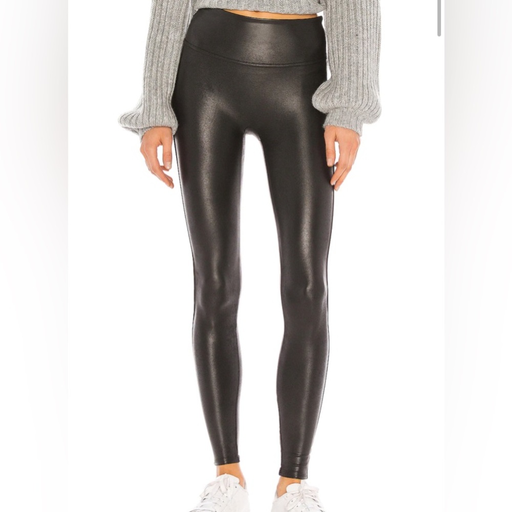 Petite Faux Leather Legging in Black